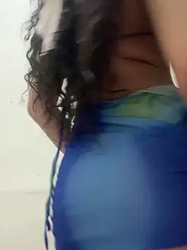 Snapshot of Saricol_sexy1_squirt chatting on June 13, 2026, 7:01 pm Saricol sexy1 squirt online show from June 13, 2026, 7:01 pm