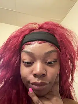 MimiMocha online show from April 5, 2026, 9:45 pm