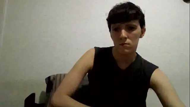 Snapshot of henriemj chatting on July 21, 2026, 4:48 am henriemj online show from July 21, 2026, 4:48 am