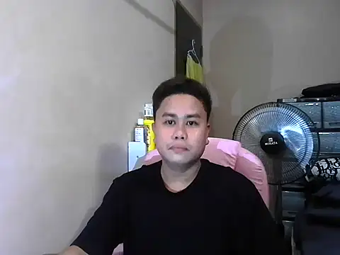 Snapshot of tipsy_butter chatting on July 10, 2026, 7:12 am tipsy butter online show from July 10, 2026, 7:12 am