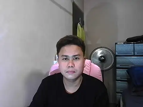 Snapshot of tipsy_butter chatting on July 11, 2026, 6:49 am tipsy butter online show from July 11, 2026, 6:49 am