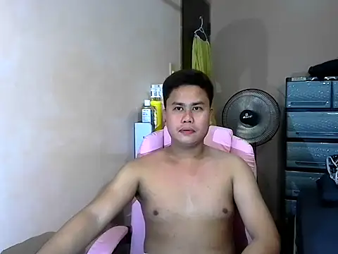 Snapshot of tipsy_butter chatting on July 14, 2026, 4:13 pm tipsy butter online show from July 14, 2026, 4:13 pm