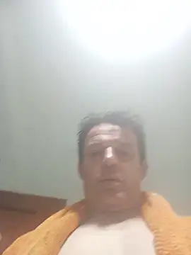 mecaloco online show from June 17, 2026, 2:03 am
