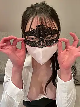 Snapshot of hiyori_hiyochan chatting on May 9, 2026, 9:03 am hiyori hiyochan online show from May 9, 2026, 9:03 am