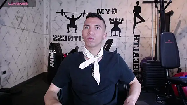 Snapshot of Dylan_ross_ chatting on April 6, 2026, 11:33 am Dylan ross online show from April 6, 2026, 11:33 am