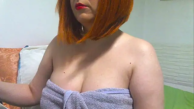 Snapshot of SimplyMaria777 chatting on May 23, 2026, 7:18 pm SimplyMaria777 online show from May 23, 2026, 7:18 pm