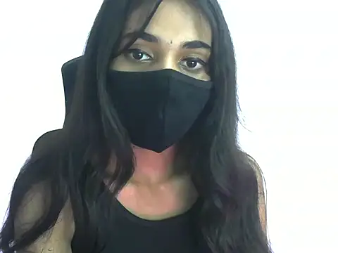 Snapshot of Shanaya_xo chatting on July 12, 2026, 5:04 pm Shanaya xo online show from July 12, 2026, 5:04 pm