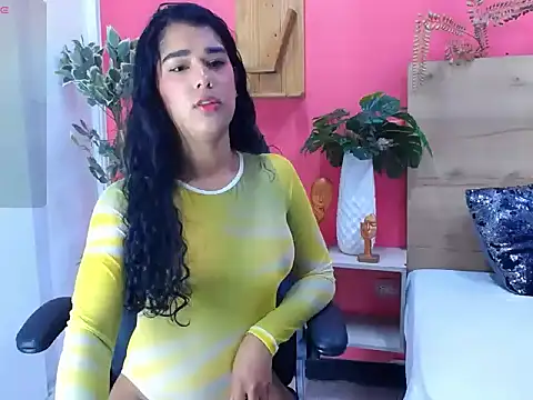Snapshot of liahspencer chatting on April 16, 2026, 7:03 pm liahspencer online show from April 16, 2026, 7:03 pm
