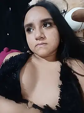 Snapshot of Valentina_Narvaez chatting on July 5, 2026, 7:10 pm Valentina Narvaez online show from July 5, 2026, 7:10 pm