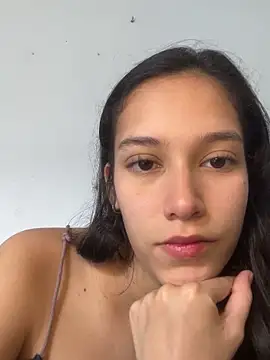 RAMONA and ROGER online show from April 8, 2026, 1:44 pm