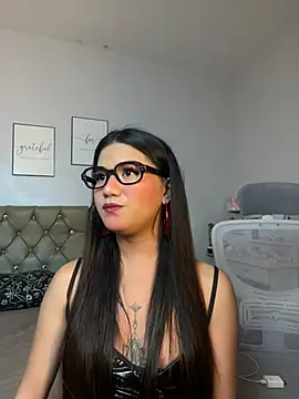 JassmineLove online show from June 25, 2026, 8:19 am