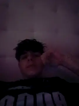 Thuuualvaritoohh online show from April 19, 2026, 4:50 pm