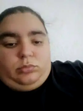 Snapshot of criscvwolff99 chatting on April 15, 2026, 2:35 pm criscvwolff99 online show from April 15, 2026, 2:35 pm