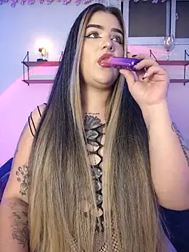Snapshot of __MeganMY chatting on May 20, 2026, 6:52 am MeganMY online show from May 20, 2026, 6:52 am