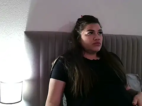 miss preggie online show from April 18, 2026, 8:42 pm