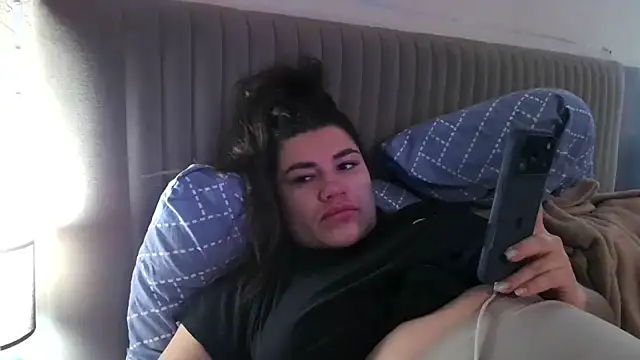 miss preggie online show from May 1, 2026, 5:06 pm
