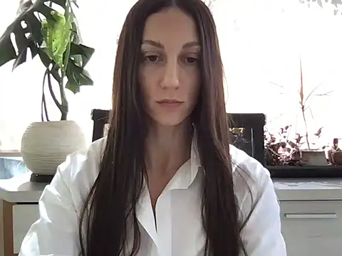 Snapshot of canduxgirl chatting on April 27, 2026, 2:37 pm canduxgirl online show from April 27, 2026, 2:37 pm