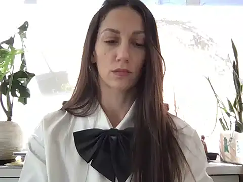 Snapshot of canduxgirl chatting on April 30, 2026, 2:56 pm canduxgirl online show from April 30, 2026, 2:56 pm