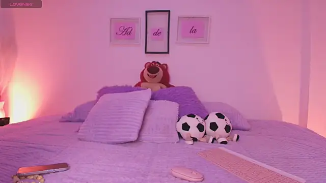 Snapshot of Addela_ chatting on July 2, 2026, 3:29 pm Addela online show from July 2, 2026, 3:29 pm