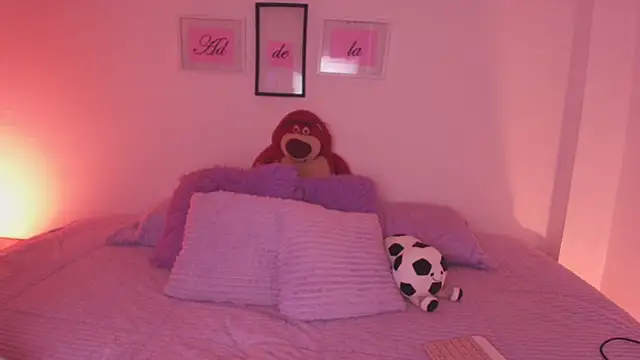Snapshot of Addela_ chatting on July 5, 2026, 4:58 pm Addela online show from July 5, 2026, 4:58 pm