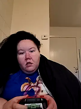 hisalphaqueen27 online show from April 18, 2026, 12:47 am