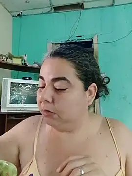 Snapshot of Golositadeamor chatting on May 2, 2026, 7:52 pm Golositadeamor online show from May 2, 2026, 7:52 pm