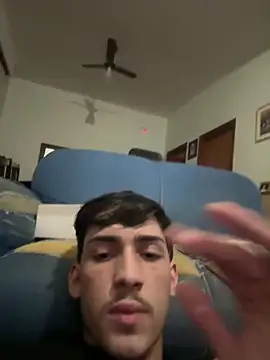 Dilofauro online show from April 6, 2026, 2:42 am