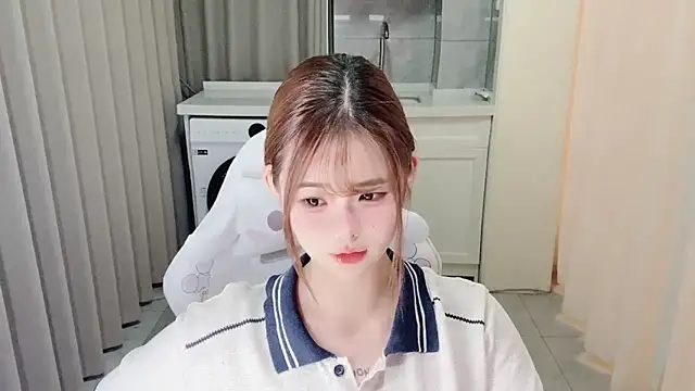Snapshot of xiaoyugan_cute chatting on July 8, 2026, 3:05 pm xiaoyugan cute online show from July 8, 2026, 3:05 pm