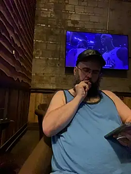 BriTheTopBear online show from April 30, 2026, 2:18 am
