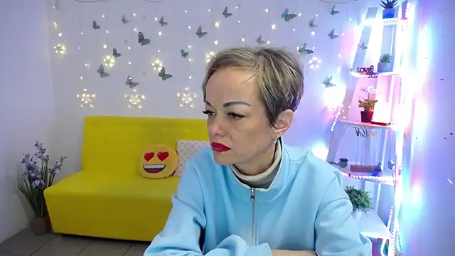 NikaMayu online show from April 25, 2026, 8:50 am