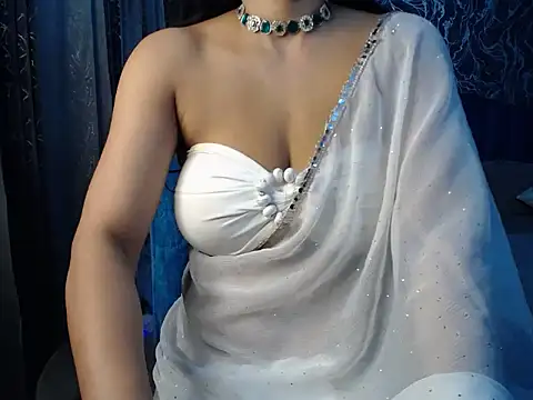 Snapshot of Tokiyo_xo chatting on April 12, 2026, 1:38 pm Tokiyo xo online show from April 12, 2026, 1:38 pm