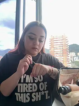 ziara white online show from April 7, 2026, 7:47 pm