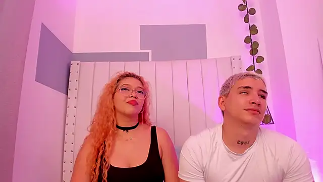 Snapshot of sebas_and_vanessa chatting on April 14, 2026, 7:42 pm sebas and vanessa online show from April 14, 2026, 7:42 pm