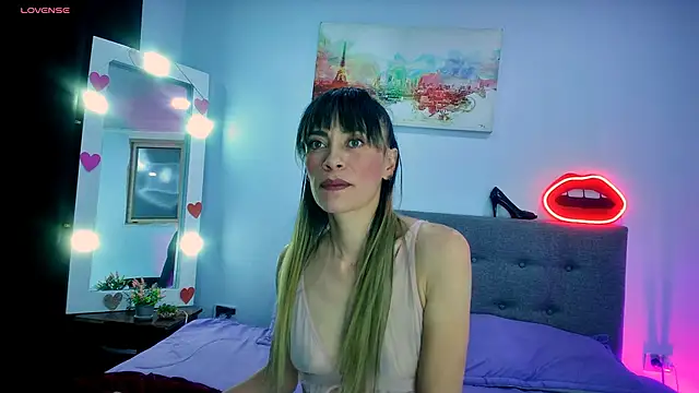 Snapshot of Lorena_sweet33 chatting on May 8, 2026, 1:49 pm Lorena sweet33 online show from May 8, 2026, 1:49 pm