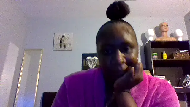 Snapshot of amberchill26 chatting on April 28, 2026, 3:17 pm amberchill26 online show from April 28, 2026, 3:17 pm