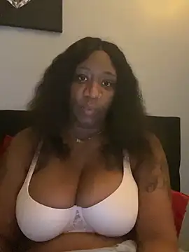 Snapshot of amberchill26 chatting on May 25, 2026, 1:06 pm amberchill26 online show from May 25, 2026, 1:06 pm