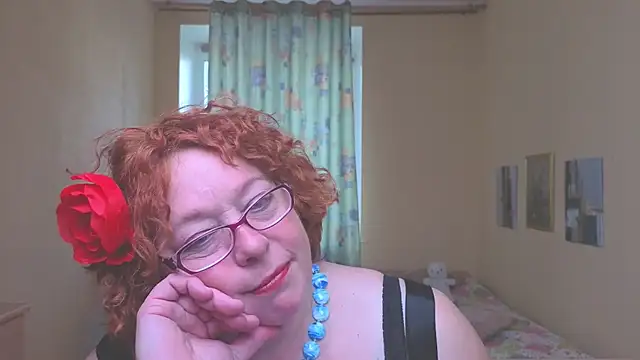 Fara Flutte online show from May 7, 2026, 5:13 am