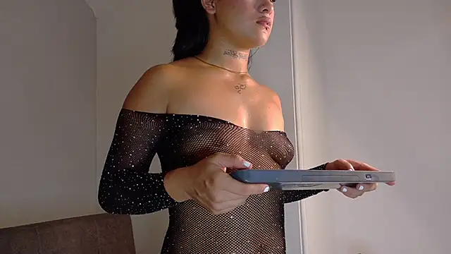 Snapshot of MatildaTaylor__ chatting on May 23, 2026, 7:18 pm MatildaTaylor online show from May 23, 2026, 7:18 pm