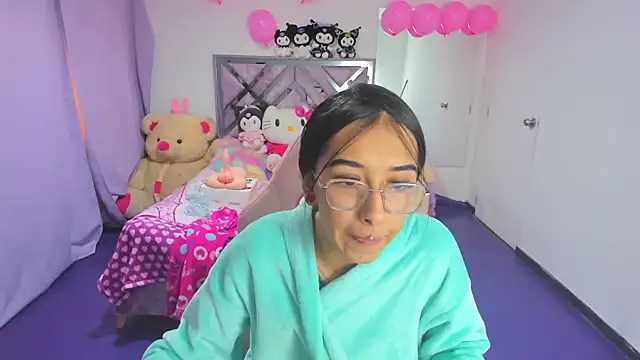 Snapshot of valery_taylor_1 chatting on June 27, 2026, 12:22 pm valery taylor 1 online show from June 27, 2026, 12:22 pm