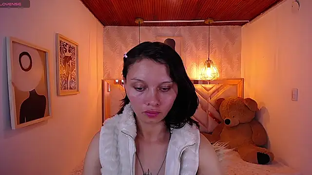 ahmy  online show from April 25, 2026, 8:06 pm