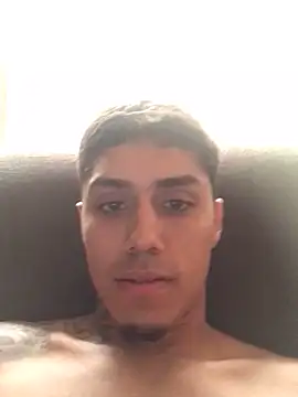 mauriciosouza02 online show from April 7, 2026, 8:53 pm