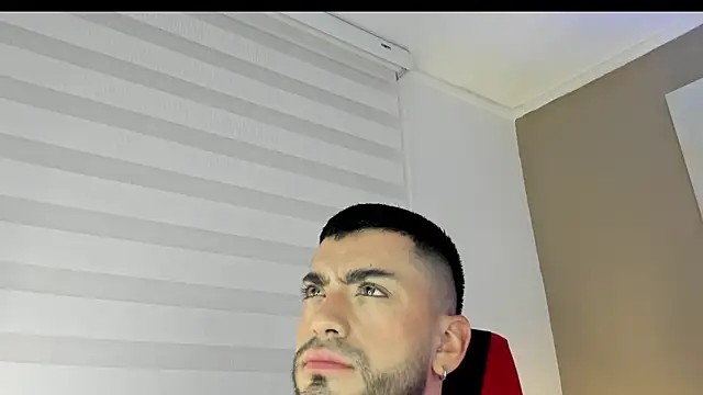 Snapshot of Alexander_Diazz chatting on April 29, 2026, 12:31 pm Alexander Diazz online show from April 29, 2026, 12:31 pm