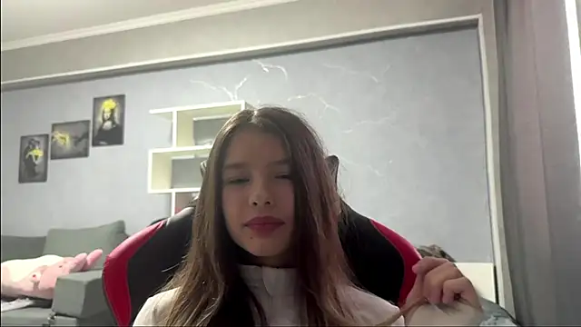 Julllesimons online show from April 7, 2026, 11:21 am