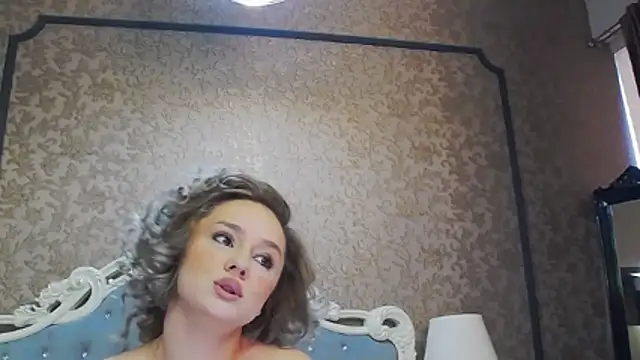 Snapshot of Ivy_Quin chatting on May 7, 2026, 4:29 am Ivy Quin online show from May 7, 2026, 4:29 am