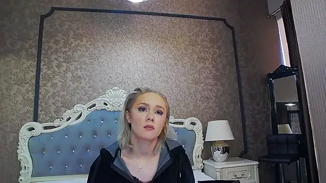 Snapshot of Ivy_Quin chatting on May 23, 2026, 4:07 am Ivy Quin online show from May 23, 2026, 4:07 am