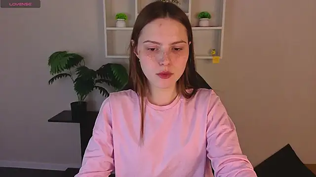 Snapshot of Diana_Broooks chatting on April 12, 2026, 9:25 am Diana Broooks online show from April 12, 2026, 9:25 am