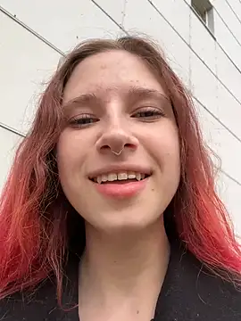 michelle lovique online show from May 4, 2026, 8:54 am