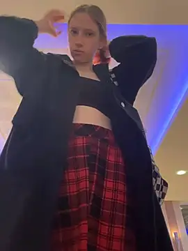 michelle lovique online show from May 19, 2026, 9:59 am
