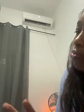 browniee777 online show from June 24, 2026, 11:37 pm