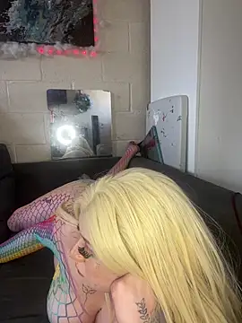 KarmaValentina online show from May 24, 2026, 10:48 pm